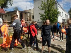 obóz w Kiekrzu - zawody w wyścigu na łajbach