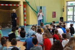 spotkanie z dziećmi ze Szkoły Podstawowej w Masłowie na temat narkotyków i dopalaczy